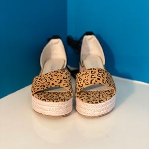 BRAND NEW Leopard print Wedges! Size 7